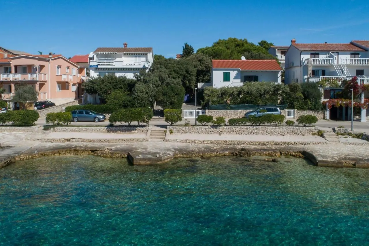 Apartments Katica Mandre 0*,  Kroatien