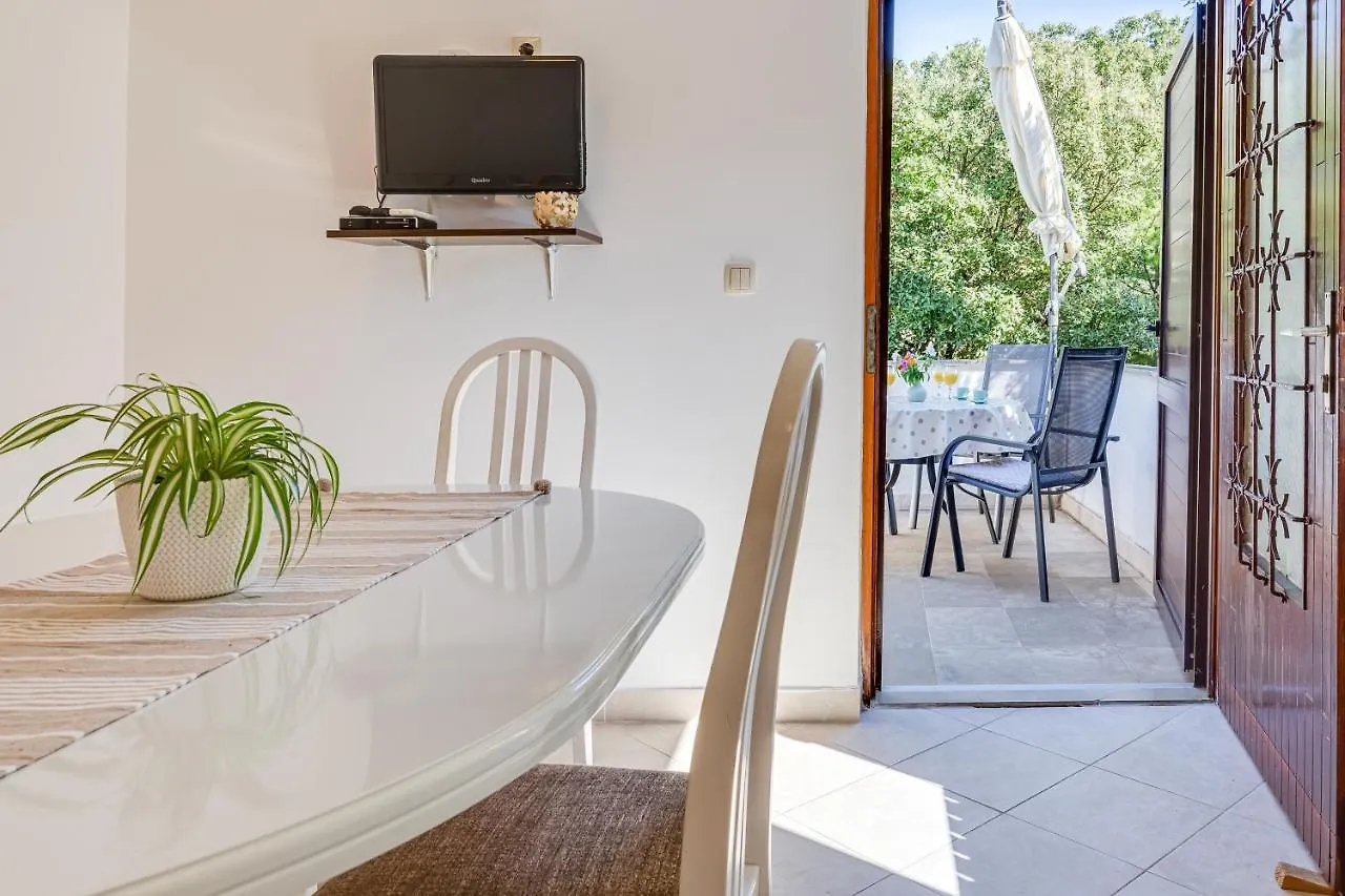 Apartments Katica Mandre Kroatien